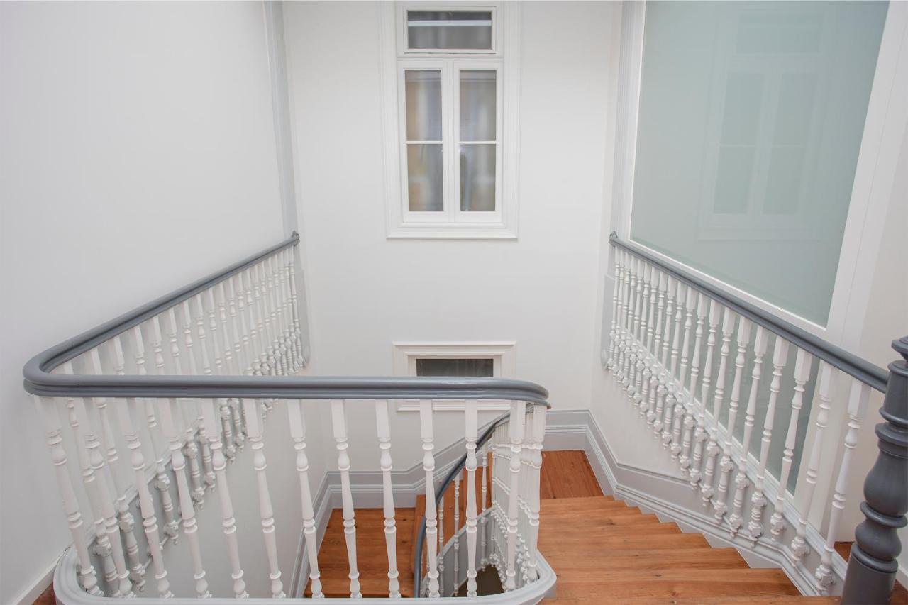 Liiiving - Downtown & Riverside Balcony Apartment ปอร์โต ภายนอก รูปภาพ